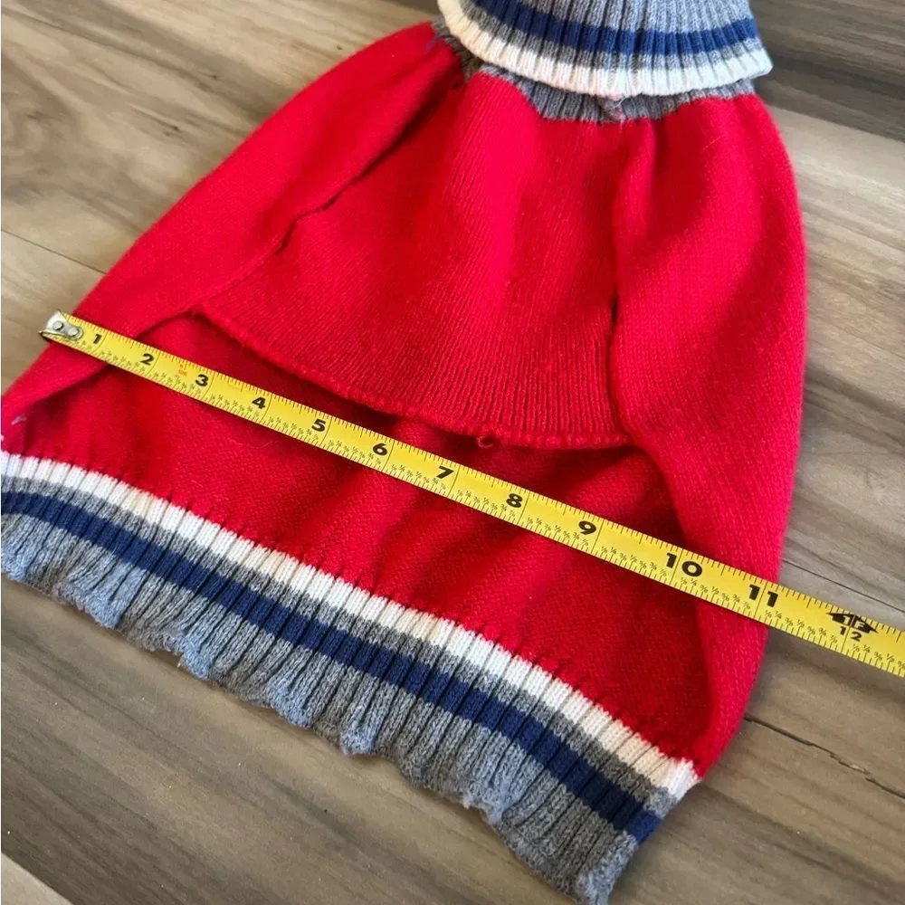 “Love” Dog Pet Valentine Sweater Ellen Degeneres M